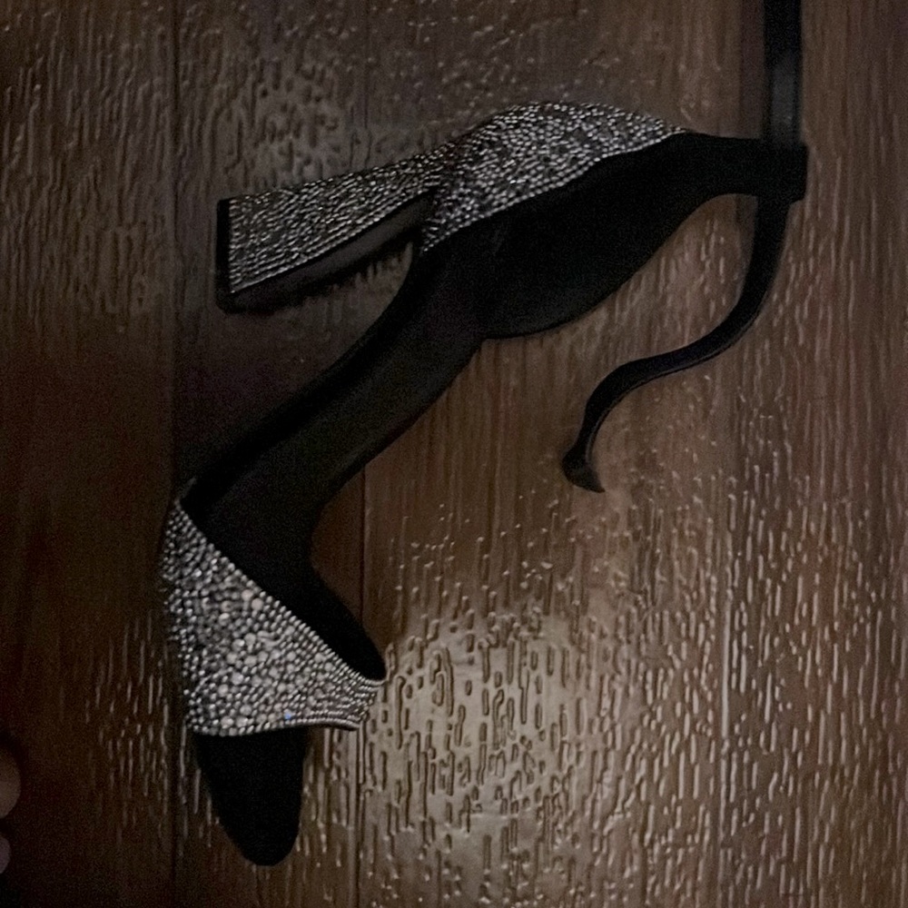 JLO high heels.